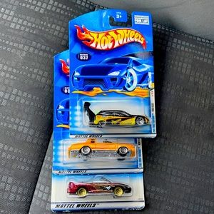 3 hot wheel collectibles